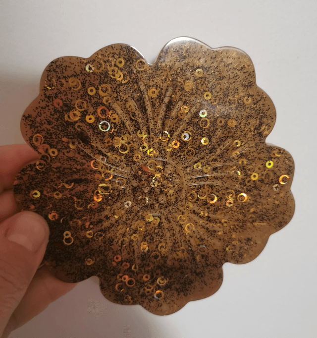 Sous verre décoratif doré 