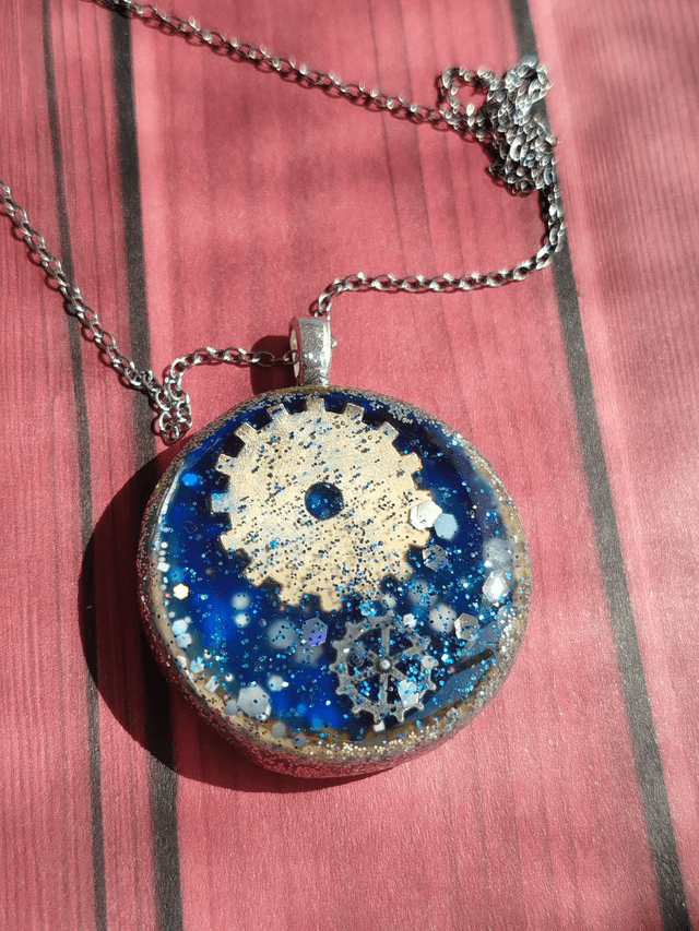 Engrenage bleu