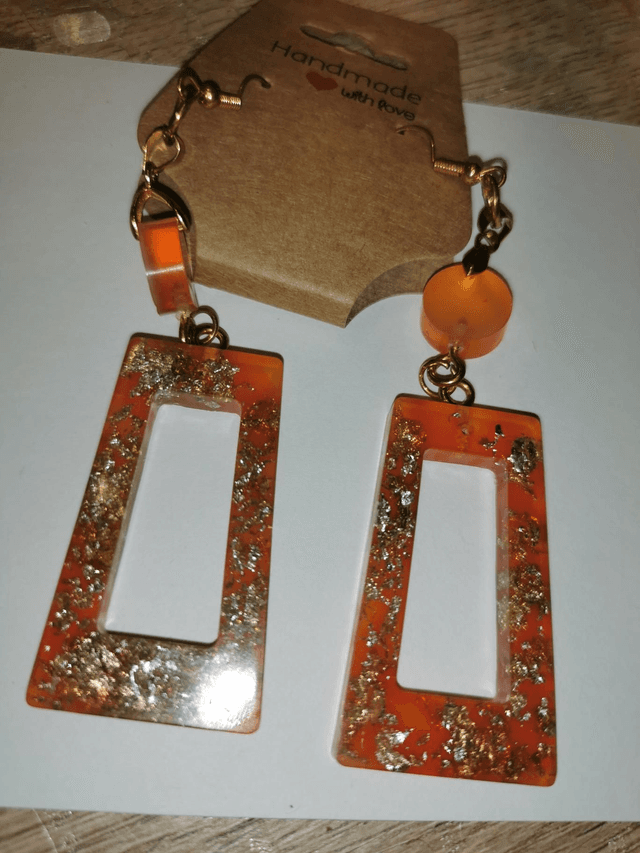 Boucles d&#039;oreilles orangées 