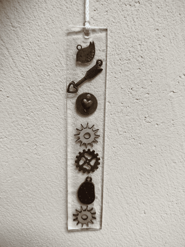 Échos du Temps – Marque-page Steampunk en Résine